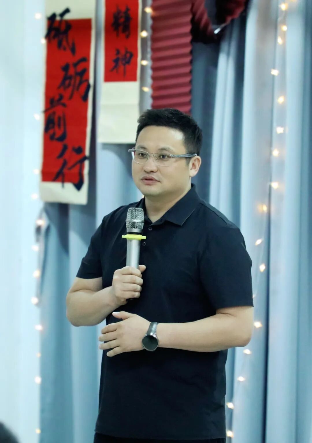 http://www.tfrenqiong84.com/
